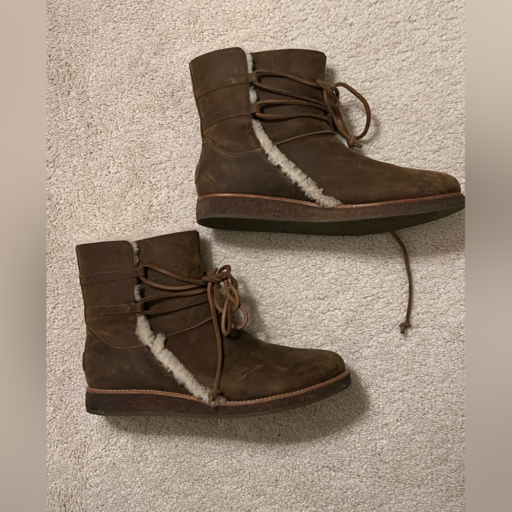 Ugg Luisa chocolate size 12 women’s